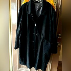 Black velvet dress coat. Unbranded, no tags. EUC
